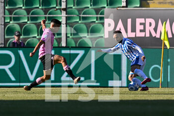 2023-05-06 - Spal’s Giannīs Fetfatzidīs and Palermo’s Giuseppe Aurelio in action during the Italian Serie BKT soccer match Palermo FC vs. SPAL at the Renzo Barbera stadium in Palermo, Italy, 6th of May 2023 - PALERMO FC VS SPAL - ITALIAN SERIE B - SOCCER