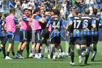 2023-05-06 - Players of Pisa celebrate after goal of 1-0 - AC PISA VS FROSINONE CALCIO - ITALIAN SERIE B - SOCCER