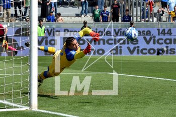 2023-05-06 - Stefano Turati (Frosinone) saves - AC PISA VS FROSINONE CALCIO - ITALIAN SERIE B - SOCCER
