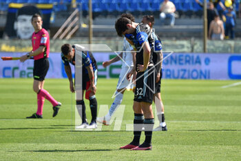 2023-05-06 - Players of Pisa disappointment. - AC PISA VS FROSINONE CALCIO - ITALIAN SERIE B - SOCCER