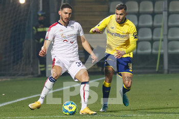2023-02-03 - Paulo Azzi (Cagliari) and Shady Oukhadda (Modena) - MODENA FC VS CAGLIARI CALCIO - ITALIAN SERIE B - SOCCER