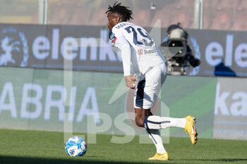 18/03/2023 - Makoumbou Antoine Cagliari carries the ball - REGGINA 1914 VS CAGLIARI CALCIO - SERIE B - CALCIO