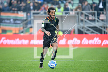 2023-02-25 - Venezia's Gianluca Busio in action - VENEZIA FC VS CAGLIARI CALCIO - ITALIAN SERIE B - SOCCER