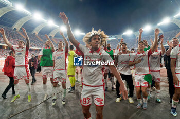 2023-06-02 - Mehdi Dorval (SSC Bari) celebrates the victory - PLAY OFF - SEMIFINALS - SSC BARI VS FC SUDTIROL - ITALIAN SERIE B - SOCCER