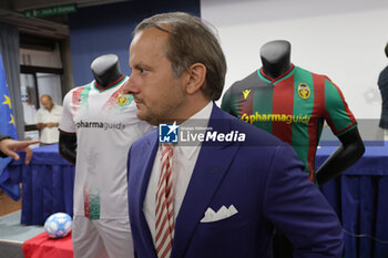 2023-08-05 - Presentation of the new official match shirts of Ternana Calcio for the 2023/24 season
the president Nicola Guida - PRESENTATION OF THE NEW OFFICIAL MATCH SHIRTS OF TERNANA CALCIO FOR THE 2023/24 SEASON - ITALIAN SERIE B - SOCCER