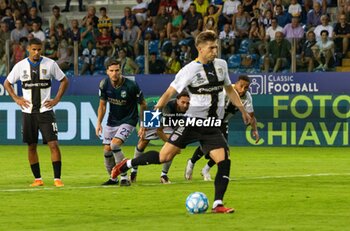 2023-08-20 - Adrian benedyczak scoring the penalty (Parma) - PARMA CALCIO VS FERALPISALò - ITALIAN SERIE B - SOCCER
