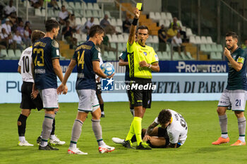 2023-08-20 - Mattia Compagnon (Feralpiso) recieves the yellow card - PARMA CALCIO VS FERALPISALò - ITALIAN SERIE B - SOCCER