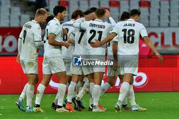 2023-11-25 - Venezia FC celebrates the victory - SSC BARI VS VENEZIA FC - ITALIAN SERIE B - SOCCER