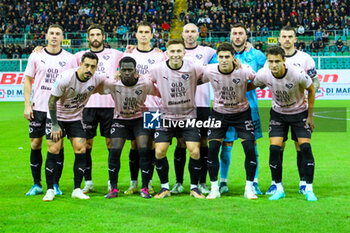2023-12-01 - Palermo F.C. for team photo lined up during the Italian Serie BKT match between Ternana Calcio vs. Palermo F.C. at the Libero Liberati Stadium in Terni, Italy - PALERMO FC VS US CATANZARO - ITALIAN SERIE B - SOCCER