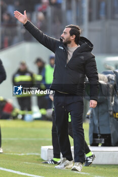 2023-12-02 - Head coach of Pisa Alberto Aquilani - PISA SC VS US CREMONESE - ITALIAN SERIE B - SOCCER