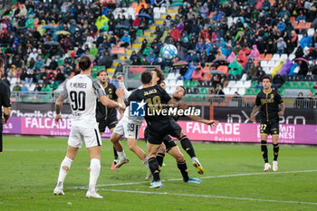 2023-12-02 - Pablo Ridriguez (Ascoli) hindered by Mato Jajalo (Venezia) - VENEZIA FC VS ASCOLI CALCIO - ITALIAN SERIE B - SOCCER