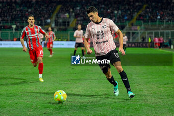 2023-12-26 - Ionut Nedelcearu (Palermo F.C.) during the Italian Serie BKT match between Palermo F.C. vs. U.S. Cremonese at the Renzo Barbera Stadium in Palermo, Italy - PALERMO FC VS US CREMONESE - ITALIAN SERIE B - SOCCER