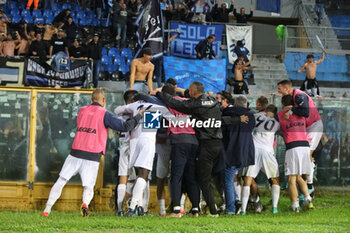 2023-10-24 - Team of Lecco celebrates after scoring a goal during the Serie B match between Pisa and Lecco at Stadio Arena Garibaldi - Romeo Anconetani on October 24, 2023 in PIsa, Italy.
(Photo by Matteo Bonacina/LiveMedia) - PISA SC VS LECCO 1912 - ITALIAN SERIE B - SOCCER