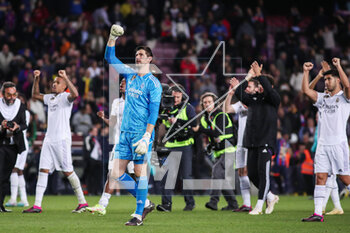 2023-04-05 - Thibaut Courtois of Real Madrid celebrates the victory after the Spanish Cup, Copa del Rey, Semi Finals 2nd leg football match between FC Barcelona and Real Madrid on April 5, 2023 at Spotify Camp Nou stadium in Barcelona, Spain - FOOTBALL - SPANISH CUP - FC BARCELONA V REAL MADRID - SPANISH CUP - SOCCER