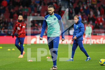 2023-01-21 - Yannick Carrasco of Atletico de Madrid warms up during the Spanish championship La Liga football match between Atletico de Madrid and Real Valladolid on January 21, 2023 at Civitas Metropolitano stadium in Madrid, Spain - FOOTBALL - SPANISH CHAMP - ATLETICO MADRID V REAL VALLADOLID - SPANISH LA LIGA - SOCCER