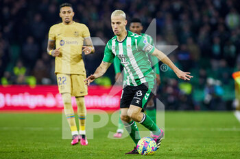 2023-02-01 - Sergio Canales of Real Betis during the Spanish championship La Liga football match between Real Betis and FC Barcelona on February 1, 2023 at Benito Villamarin stadium in Sevilla, Spain - FOOTBALL - SPANISH CHAMP - REAL BETIS V FC BARCELONA - SPANISH LA LIGA - SOCCER