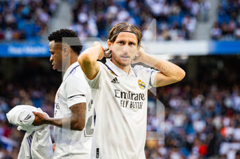 2023-03-11 - Vinícius Júnior (Real Madrid) and Luka Modric (Real Madrid) before the football match between
Real Madrid and Espanyol
valid for the match day 25 of the Spanish first division league “La Liga” celebrated in Madrid, Spain at Bernabeu stadium on Saturday 11 March 2023 - REAL MADRID VS ESPANYOL - SPANISH LA LIGA - SOCCER