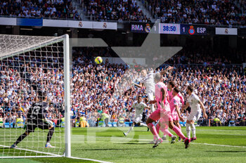 2023-03-11 - Éder Militão (Real Madrid) is scoring a goal during the football match between
Real Madrid and Espanyol
valid for the match day 25 of the Spanish first division league “La Liga” celebrated in Madrid, Spain at Bernabeu stadium on Saturday 11 March 2023 - REAL MADRID VS ESPANYOL - SPANISH LA LIGA - SOCCER
