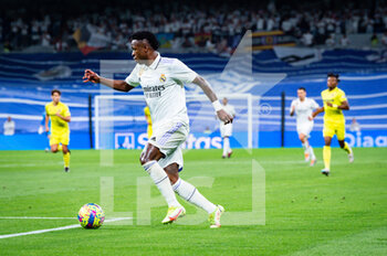 2023-04-08 - Vinícius Júnior (Real Madrid) in action during the football match between
Real Madrid and Villareal
valid for the match day 28 of the Spanish first division league “La Liga” celebrated in Madrid, Spain at Bernabeu stadium on Saturday 08 April 2023 - REAL MADRID VS VILLAREAL - SPANISH LA LIGA - SOCCER
