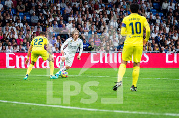 2023-04-08 - Luka Modric (Real Madrid) in action during the football match between
Real Madrid and Villareal
valid for the match day 28 of the Spanish first division league “La Liga” celebrated in Madrid, Spain at Bernabeu stadium on Saturday 08 April 2023 - REAL MADRID VS VILLAREAL - SPANISH LA LIGA - SOCCER
