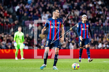 2023-04-10 - Sergio Busquet of FC Barcelona during the Spanish championship La Liga football match between FC Barcelona and Girona FC on April 10, 2023 at Spotify Camp Nou stadium in Barcelona, Spain - FOOTBALL - SPANISH CHAMP - FC BARCELONA V GIRONA - SPANISH LA LIGA - SOCCER