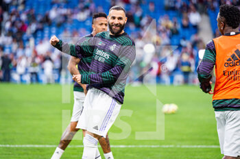 2023-04-22 - Karim Benzema (Real Madrid) during the warm up before the football match between
Real Madrid and Celta Vigo
valid for the match day 30 of the Spanish first division league “La Liga” celebrated in Madrid, Spain at Bernabeu stadium on Saturday 22 April 2023 - REAL MADRID VS CELTA VIGO - SPANISH LA LIGA - SOCCER