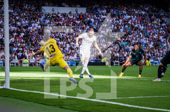 2023-04-29 - Karim Benzema (Real Madrid) scoring a goal during the football match between
Real Madrid and Almeria
valid for the match day 32 of the Spanish first division league “La Liga” celebrated in Madrid, Spain at Bernabeu stadium on Saturday 29 April 2023 - REAL MADRID VS ALMERIA - SPANISH LA LIGA - SOCCER