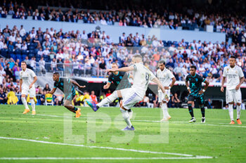 2023-04-29 - Karim Benzema (Real Madrid) score a goal during the football match between
Real Madrid and Almeria
valid for the match day 32 of the Spanish first division league “La Liga” celebrated in Madrid, Spain at Bernabeu stadium on Saturday 29 April 2023 - REAL MADRID VS ALMERIA - SPANISH LA LIGA - SOCCER