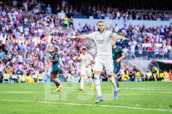 2023-04-29 - Karim Benzema (Real Madrid) celebrate a goal and his hat trick during the football match between
Real Madrid and Almeria
valid for the match day 32 of the Spanish first division league “La Liga” celebrated in Madrid, Spain at Bernabeu stadium on Saturday 29 April 2023 - REAL MADRID VS ALMERIA - SPANISH LA LIGA - SOCCER