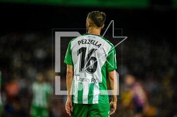 2023-04-29 - German Pezzella (Betis) during a La Liga Santander match between FC Barcelona and Betis at Spotify Camp Nou, in Barcelona, Spain on April 29, 2023. (Photo / Felipe Mondino) - BARCELONA VS BETIS - SPANISH LA LIGA - SOCCER