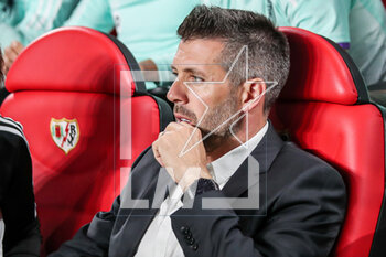 2023-05-04 - Paulo Pezzolano, head coach of Real Valladolid during the Spanish championship La Liga football match between Rayo Vallecano and Real Valladolid on May 4, 2023 at Estadio de Vallecas in Madrid, Spain - FOOTBALL - SPANISH CHAMP - RAYO VALLECANO V REAL VALLADOLID - SPANISH LA LIGA - SOCCER