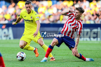 2023-06-04 - Giovani Lo Celso of Villarreal and Pablo Barrios of Atletico de Madrid during the Spanish championship La Liga football match between Villarreal CF and Atletico de Madrid on June 4, 2023 at La Ceramica Stadium in Castellon, Spain - FOOTBALL - SPANISH CHAMP - VILLARREAL V ATLETICO MADRID - SPANISH LA LIGA - SOCCER