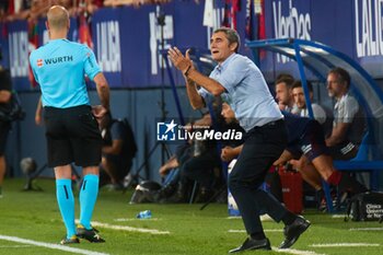 2023-08-19 - Pamplona, Spain. 19th Aug 2023. Sports. Football/Soccer.Ernesto Valverde (Athletic Club coach) during the football match of La Liga EA Sports between CA Osasuna and Athletic Club played at El Sadar stadium in Pamplona (Spain) on August 19, 2023. Credit: Inigo Alzugaray/CordonPress - SPANISH LIGA EA SPORTS: CA OSASUNA VS ATHLETIC CLUB, PAMPLONA, SPAIN - SPANISH LA LIGA - SOCCER