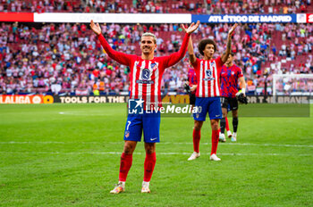 2023-10-08 - Antoine Griezmann (Atletico Madrid) celebrate the victory of his team at the end of the football match of Spanish championship La Liga EA Sports between Atletico Madrid vs Real Sociedad played at Civitas Metropolitano stadium on October 08, 2023 in Madrid, Spain - ATLETICO MADRID VS REAL SOCIEDAD - SPANISH LA LIGA - SOCCER