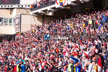 2023-11-11 - Rayo Vallecano fans celebrate a goal during the La Liga EA Sports 2022/23 football match between Rayo Vallecano vs Girona at Estadio de Vallecas in Madrid, Spain. - RAYO VALLECANO VS GIRONA - SPANISH LA LIGA - SOCCER