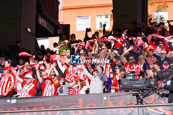 2023-11-11 - Girona fans celebrate a goal during the La Liga EA Sports 2022/23 football match between Rayo Vallecano vs Girona at Estadio de Vallecas in Madrid, Spain. - RAYO VALLECANO VS GIRONA - SPANISH LA LIGA - SOCCER