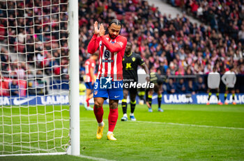 2023-12-10 - Memphis Depay of Atletico Madrid seen after missing a goal during the La Liga EA Sports 2023/24 football match between Atletico Madrid vs Almeria at Metropolitano stadium in Madrid, Spain. - ATLETICO MADRID VS ALMERIA - SPANISH LA LIGA - SOCCER