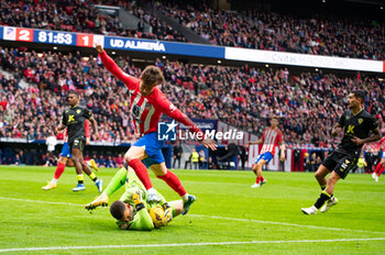 2023-12-10 - Pablo Riquelme of Atletico Madrid seen in action with the ball during the La Liga EA Sports 2023/24 football match between Atletico Madrid vs Almeria at Metropolitano stadium in Madrid, Spain. - ATLETICO MADRID VS ALMERIA - SPANISH LA LIGA - SOCCER