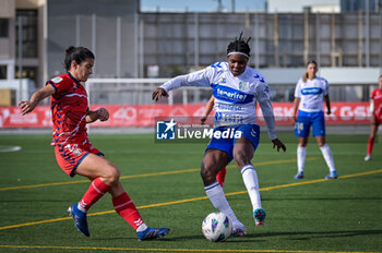 2023-11-12 - Gift Monday (UD Tenerife) during a Liga F match between Levante Las Planas and UD Tenerife at Camp Municipal Les Planes, in Barcelona, ,Spain on November 12, 2023. (Photo / Felipe Mondino) - LEVANTE LAS PLANAS - UD TENERIFE - SPANISH PRIMERA DIVISION WOMEN - SOCCER
