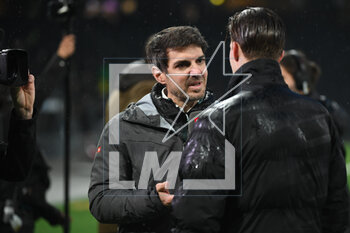 2023-03-19 - March 19, 2023, Bern, Wankdorf, Super League: BSC Young Boys - FC Lugano, Swiss television moderator Lukas Ninck during an interview. - SUPER LEAGUE: BSC YOUNG BOYS - FC LUGANO - SWISS SUPER LEAGUE - SOCCER