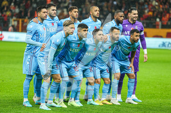 2023-02-05 - Team of Trabzonspor during the Turkish championship Super Lig football match between Galatasaray and Trabzonspor on February 5, 2023 at Nef Stadyumu in Istanbul, Turkey - FOOTBALL - TURKISH CHAMP - GALATASARAY V TRABZONSPOR - TURKISH SUPER LEAGUE - SOCCER