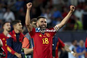 2023-06-15 - Jordi Alba of Spain celebrates the victory following the UEFA Nations League Semi-final football match between Spain and Italy on June 15, 2023 at De Grolsch Veste, FC Twente stadium in Enschede, Netherlands - FOOTBALL - UEFA NATIONS LEAGUE 2023 - 1/2 - SPAIN V ITALY - UEFA NATIONS LEAGUE - SOCCER