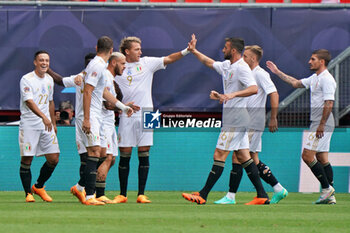 2023-06-18 - Federico Dimarco (Italy) ccelebrates after scoring a goal with teammates - THIRD-PLACE MATCH - NETHERLANDS VS ITALY - UEFA NATIONS LEAGUE - SOCCER