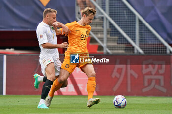 2023-06-18 - Davide Frattesi (Italy) and Frenkie de Jong (Netherlands) - THIRD-PLACE MATCH - NETHERLANDS VS ITALY - UEFA NATIONS LEAGUE - SOCCER