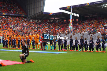 2023-06-18 - Italy and Netherlands teams lined up - THIRD-PLACE MATCH - NETHERLANDS VS ITALY - UEFA NATIONS LEAGUE - SOCCER