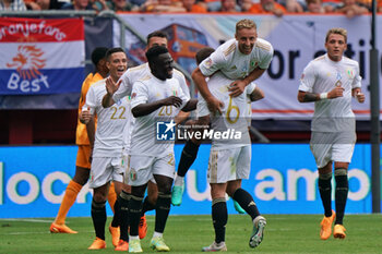2023-06-18 - Davide Frattesi (Italy) celebrates after scoring a goal with teammates - THIRD-PLACE MATCH - NETHERLANDS VS ITALY - UEFA NATIONS LEAGUE - SOCCER
