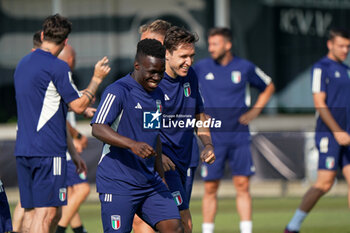 2023-06-17 - Wilfried Gnonto (Italy) and Federico Chiesa (Italy) - TRAINING SESSION FOR THE ITALIA TEAM - UEFA NATIONS LEAGUE - SOCCER