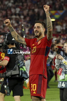 2023-06-18 - Joselu of Spain celebrates the victory following the UEFA Nations League 2023 Final football match between Croatia and Spain on June 18, 2023 at Stadion Feijenoord 'De Kuip' in Rotterdam, Netherlands - FOOTBALL - UEFA NATIONS LEAGUE 2023 - FINAL - CROATIA V SPAIN - UEFA NATIONS LEAGUE - SOCCER