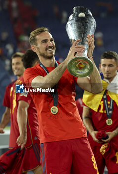 2023-06-18 - Fabian Ruiz of Spain celebrates the victory with the trophy following the UEFA Nations League 2023 Final football match between Croatia and Spain on June 18, 2023 at Stadion Feijenoord 'De Kuip' in Rotterdam, Netherlands - FOOTBALL - UEFA NATIONS LEAGUE 2023 - FINAL - CROATIA V SPAIN - UEFA NATIONS LEAGUE - SOCCER