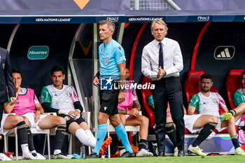 2023-06-18 - Coach Roberto Mancini of Italy during the UEFA Nations League 2023, Third-place match between Netherlands and Italy on June 18, 2023 at De Grolsch Veste, FC Twente stadium in Enschede, Netherlands - FOOTBALL - UEFA NATIONS LEAGUE 2023 - 3RD PLACE - NETHERLANDS V ITALY - UEFA NATIONS LEAGUE - SOCCER
